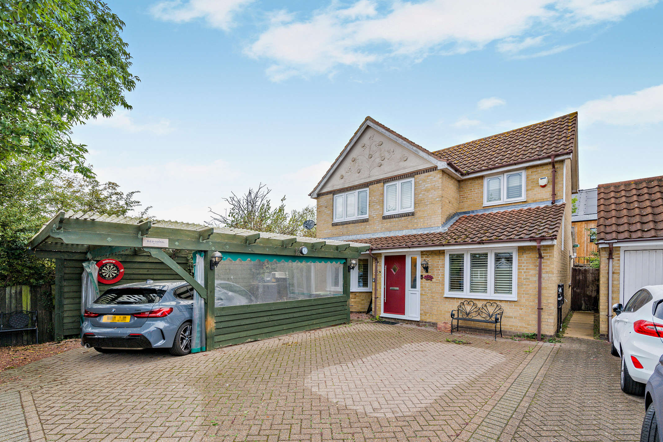 Brookfield, Weald Hall Lane — photo 1 of 17
