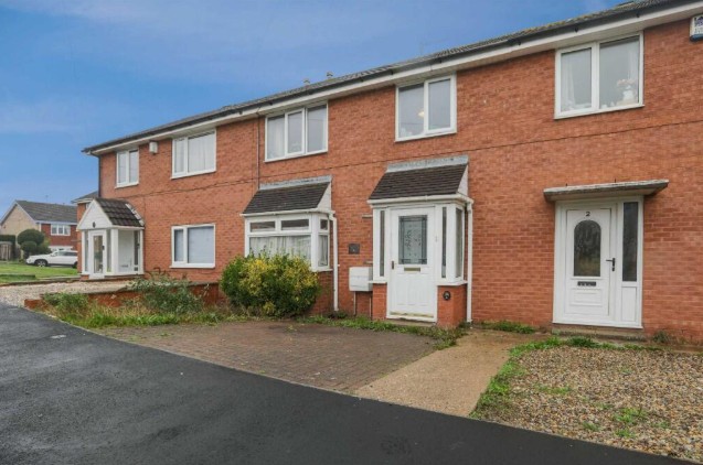 Mid Terrace in Bridlington, YO16